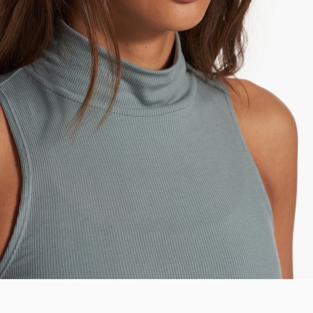 Vuori Green Ribbed Sleeveless Tank Top
